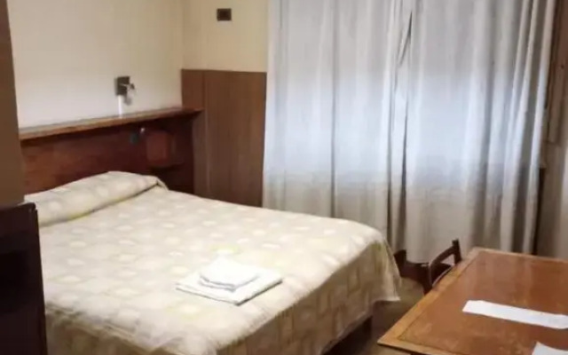 Hotel Astor Junin