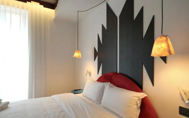 Bazaar Hotel