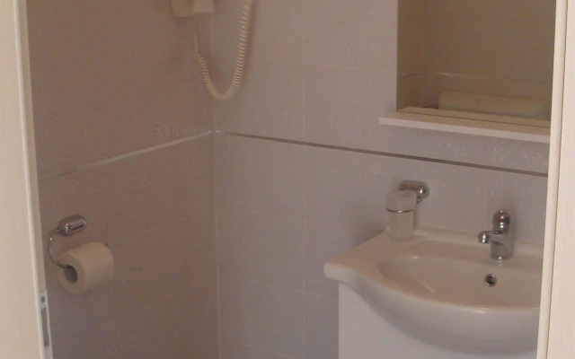 Jele Rooms