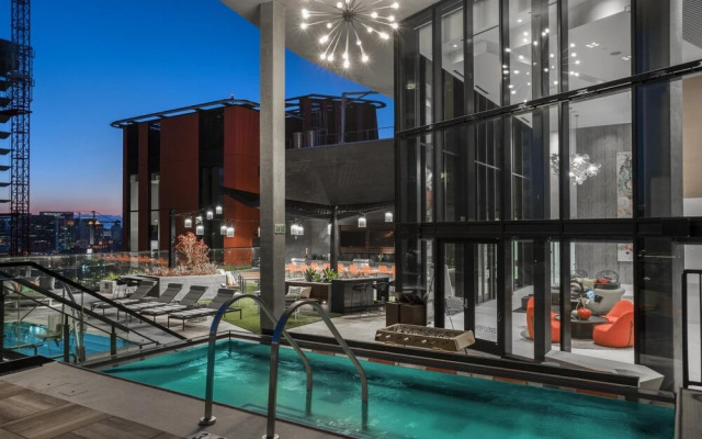 Sonder - Shift Apartments