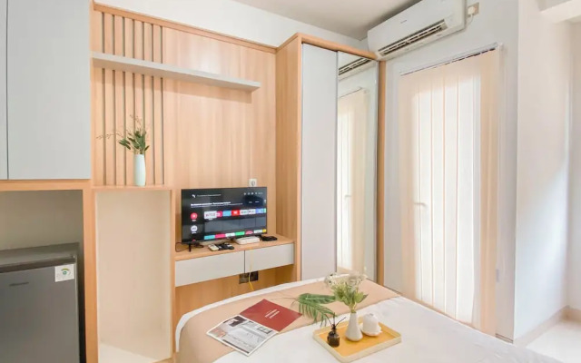 Nice Studio Room Apartment Transpark Cibubur