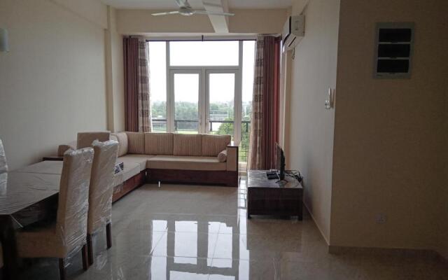 The Breeze by Suncity