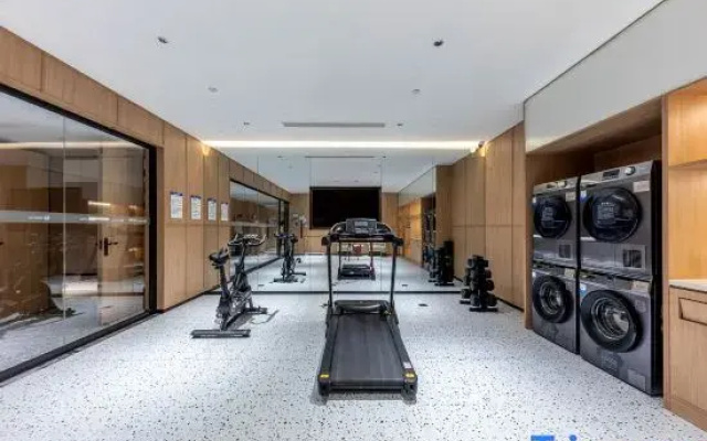 IU Hotel (Datong Dongxin Square)