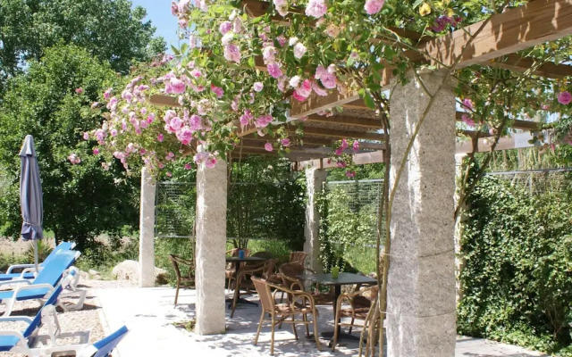Spacious Holiday Home on Estate Near Covas