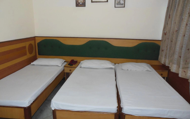 Hotel Taj Plaza – Guest Rooms – Agra