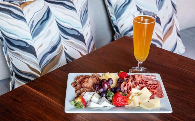 Hampton Inn Boston Seaport District