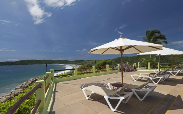 Hotel Punta Serena & Resorts- Couples Only