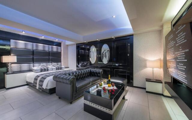 Hotel Dior7 - Adults Only