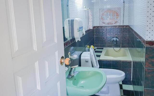 Jeju Sea Palace Pension (Jeju Badaseong Pension)