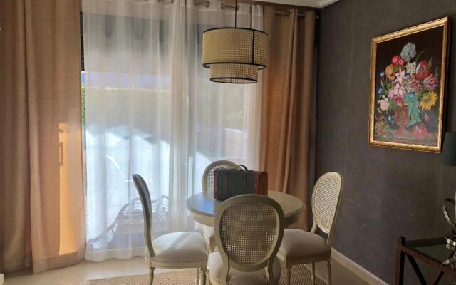 Jardines de las Marinas Premium