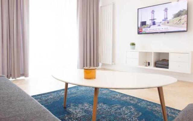 Mirage Sunset Mamaia Apartment D1