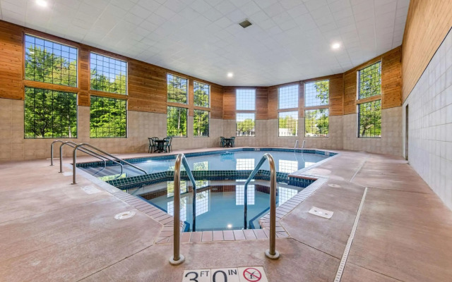 Comfort Inn & Suites Weston - Wausau