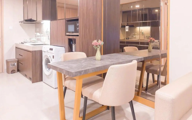 Spacious And Nice 2Br At Bintaro Embarcadero Apartment