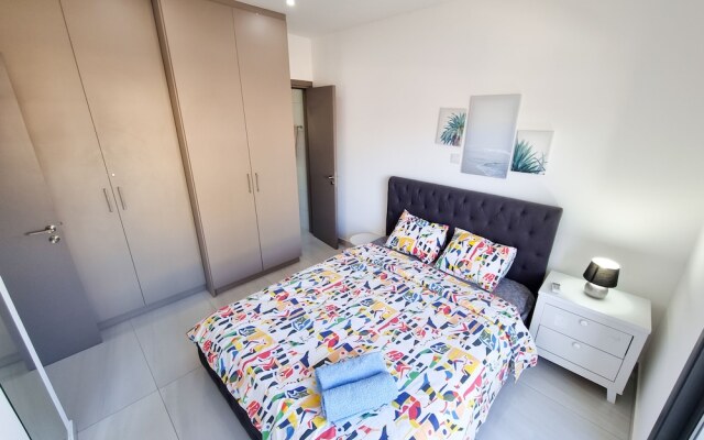 Sea La Vie Seaview Apartment