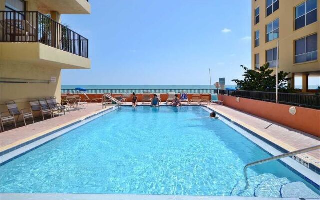 Las Brisas 404 - Three Bedroom Condo