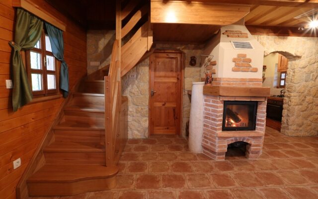 Vineyard cottage Med vinogradi