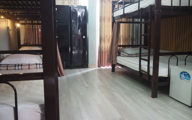 Vietnam Guide Home Hostel