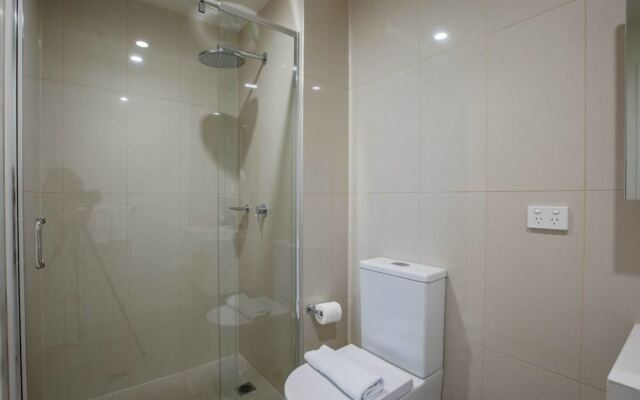 City Living At Best Location In Melbourne