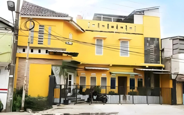 Oyo 3738 Pemda 22 Mansion