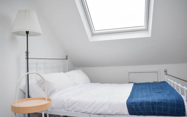 New 2 Bedroom Maisonette Next To Hove Station