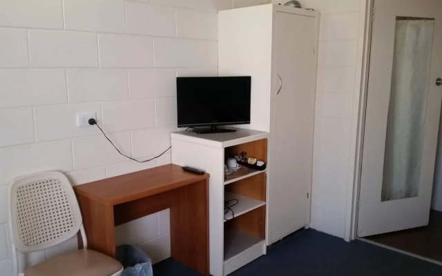 Ceduna East West Motel
