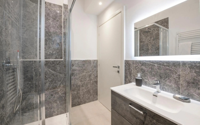 Milan Royal Suites & Luxury Apartments