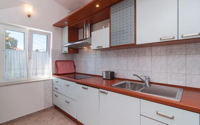 Awesome Home in Kastel Stari With Wifi and 3 Bedrooms