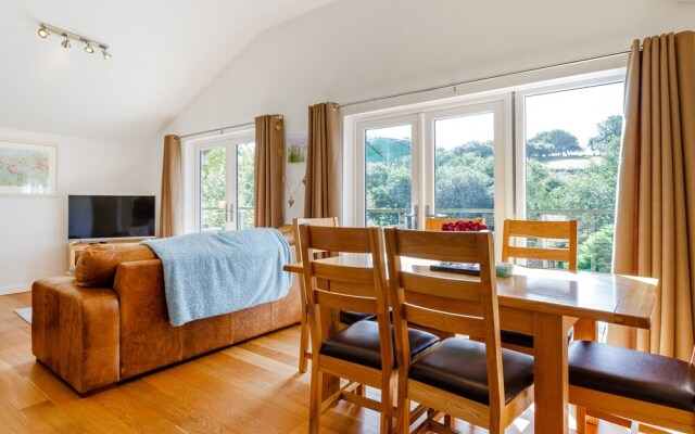 3 Lake View