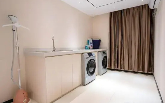 City Comfort Inn