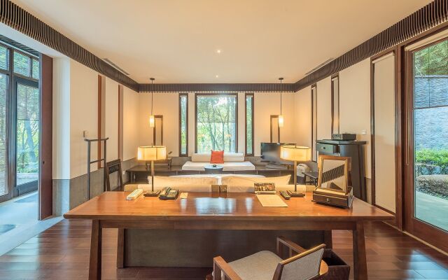 Fuchun Resort