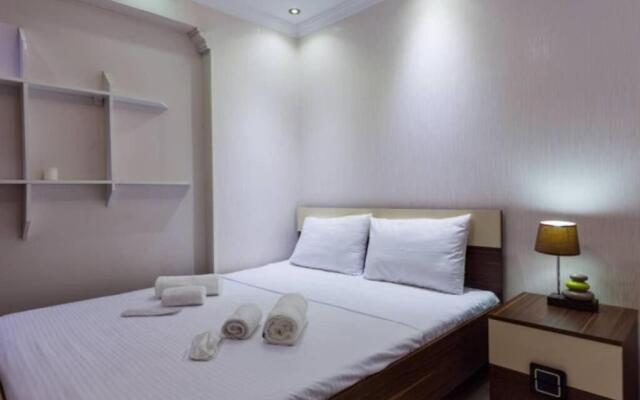 Modern 1BR In The Heart of Batumi