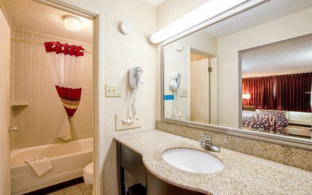 Red Roof Inn Battle Creek