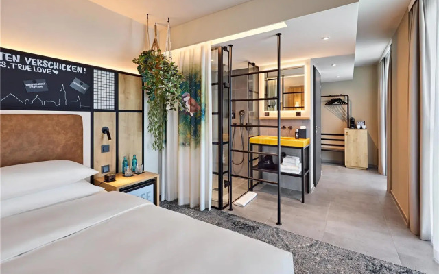 Me and All Hotel ulm, by Hyatt