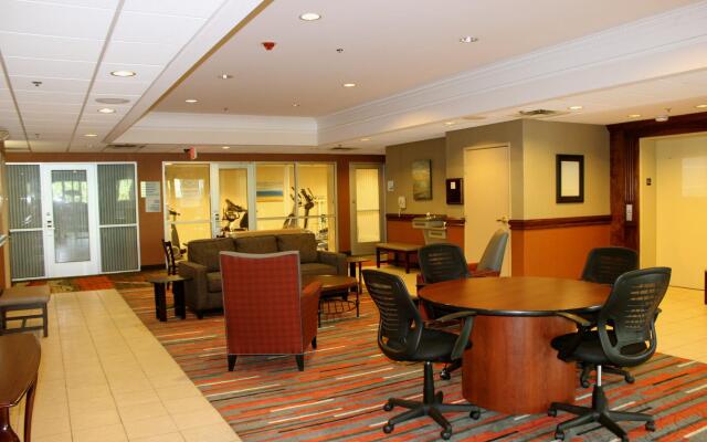 Holiday Inn Express Hotel & Suites Waterford by IHG