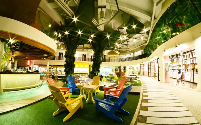 Hue Hotels and Resorts Boracay Managed by HII