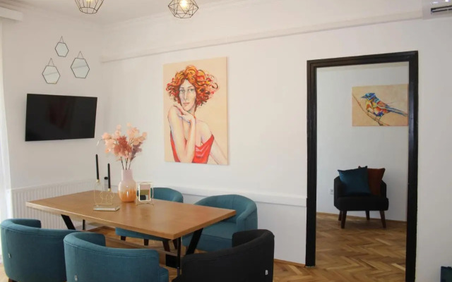Art Home Eger