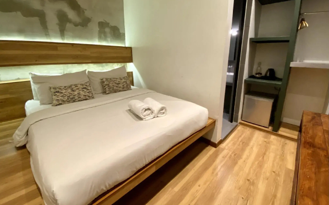 Chaos Boutique Hotel