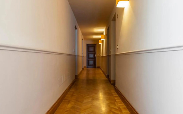 Ferrini Home Residence 150