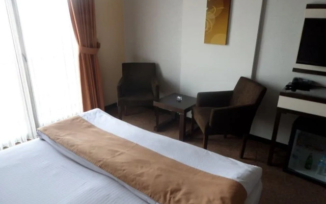 Hotel La Bella Soma