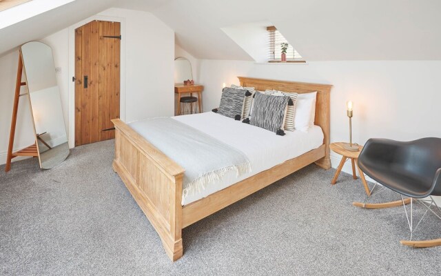 Burnsyde Beach House