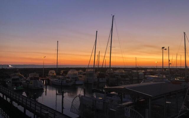 Fremantle Harbour Townhouse