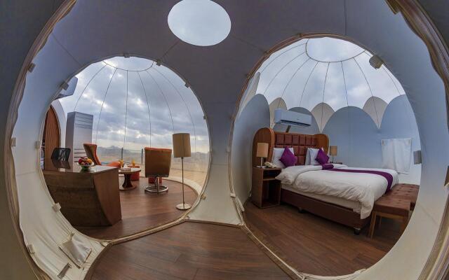 Petra Bubble Luxotel