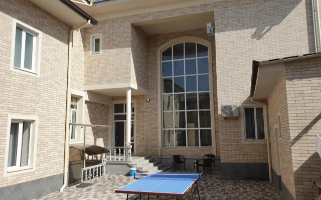 Baraka Hotel (Барака)