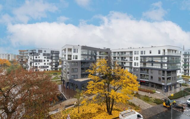 Studio With Parking & Gym by Renters