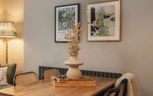 YourApartment  Cotham Arms