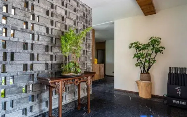 Leshan Zhuyu Hidden Luxury · Mountain View Designer Hotel