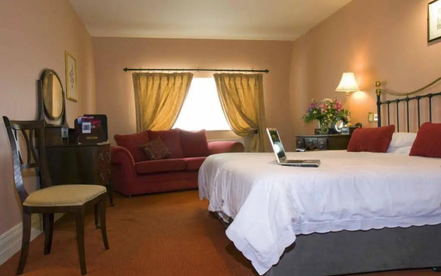 Listowel Arms Hotel