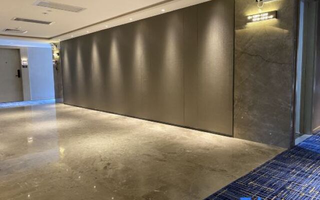 Overseas Chinese Hotel