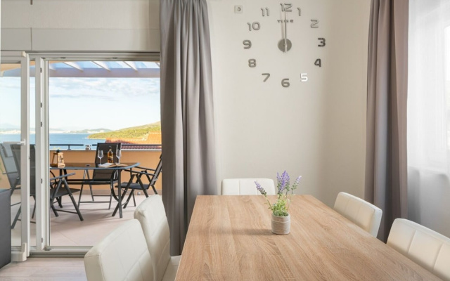Apartments Lux 3