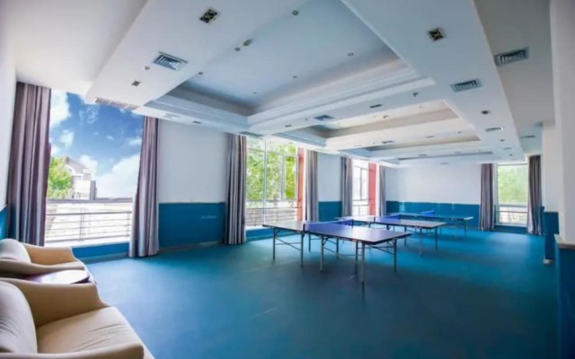 Holiday Inn Sea View